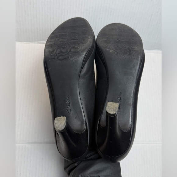 Clarks Women’s Black Heels Size 7 Classic Comfort Pumps - Picture 5 of 8